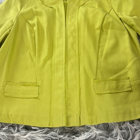 Sunny Leigh Neon Chartreuse Structured Blazer Jacket Statement Color Pop, 6 - Picture 10 of 12
